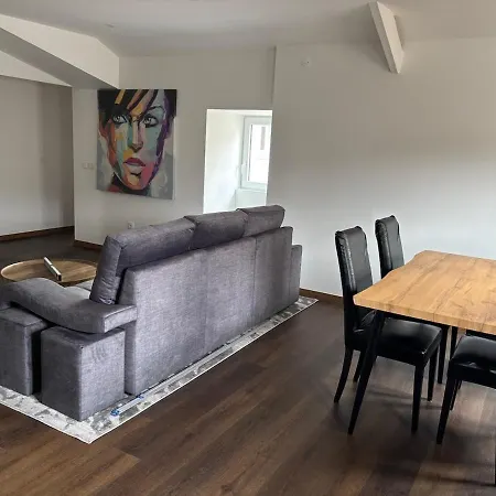 Moradia Moderna Renovada A 1km Do Centro Da De Dom wakacyjny Melgaço