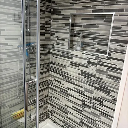 Moradia Moderna Renovada A 1km Do Centro Da De Feriehus Melgaço