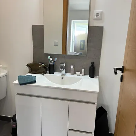 Feriehus Moradia Moderna Renovada A 1km Do Centro Da De *