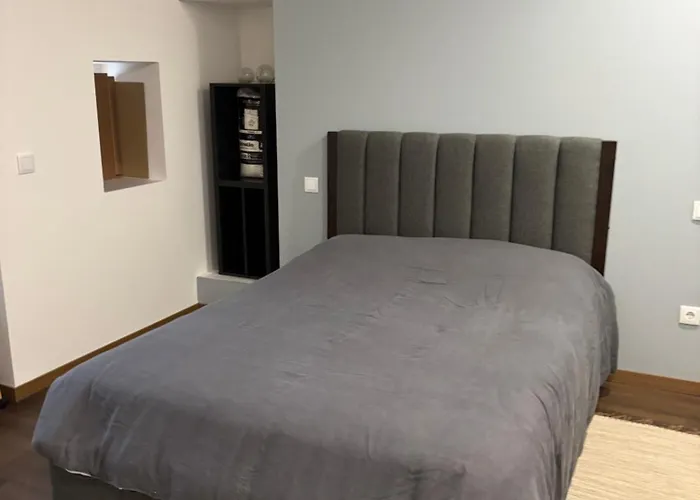 Moradia Moderna Renovada A 1km Do Centro Da De Melgaço