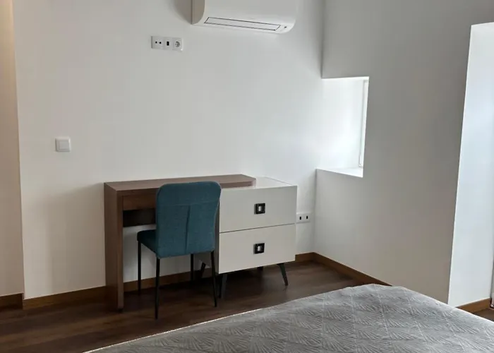 Ferienhaus Moradia Moderna Renovada A 1km Do Centro Da De Melgaço