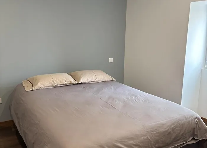 Ferienhaus Moradia Moderna Renovada A 1km Do Centro Da De