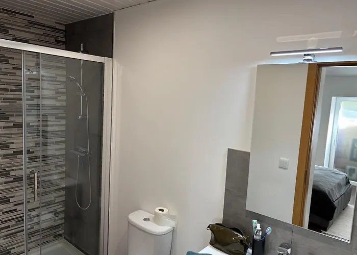 Moradia Moderna Renovada A 1km Do Centro Da De Ferienhaus *