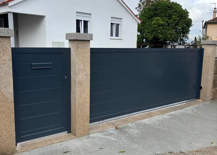 Moradia Moderna Renovada A 1km Do Centro Da De Melgaço